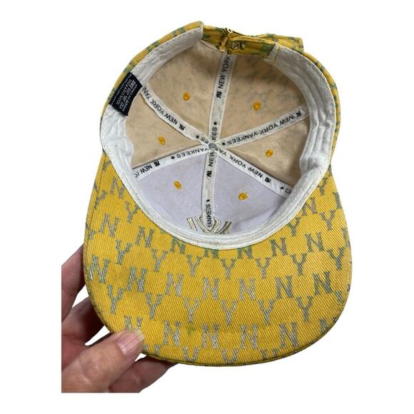 New York Yankees Gold Print Baseball Cap Hat - Picture 7 of 8